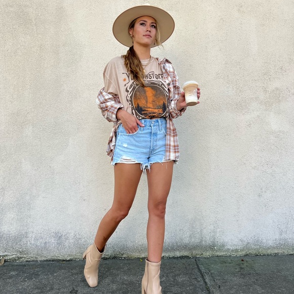 Pink lily plaid button down top - Picture 3 of 8